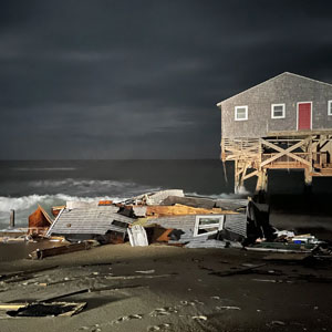 More OBX cottages collapse into the ocean as seas rise and storms get worse