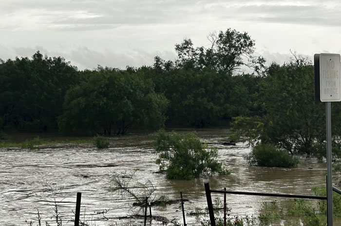 Floods in San Antonio kill on
